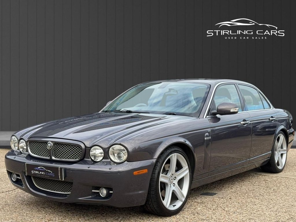 Used Jaguar XJ 2007 for sale - 76546637: Photo 4