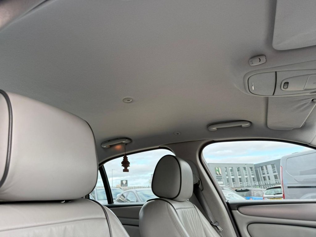 Used Jaguar XJ 2007 for sale - 76546637: Photo 42