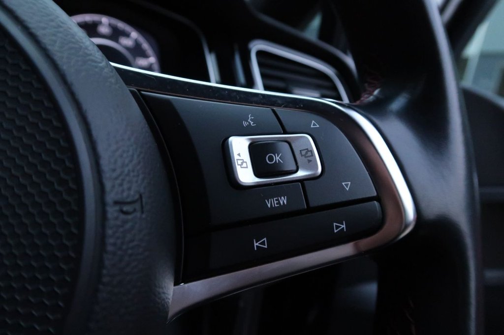 Used Volkswagen Golf 2020 for sale - 77065297: Photo 18