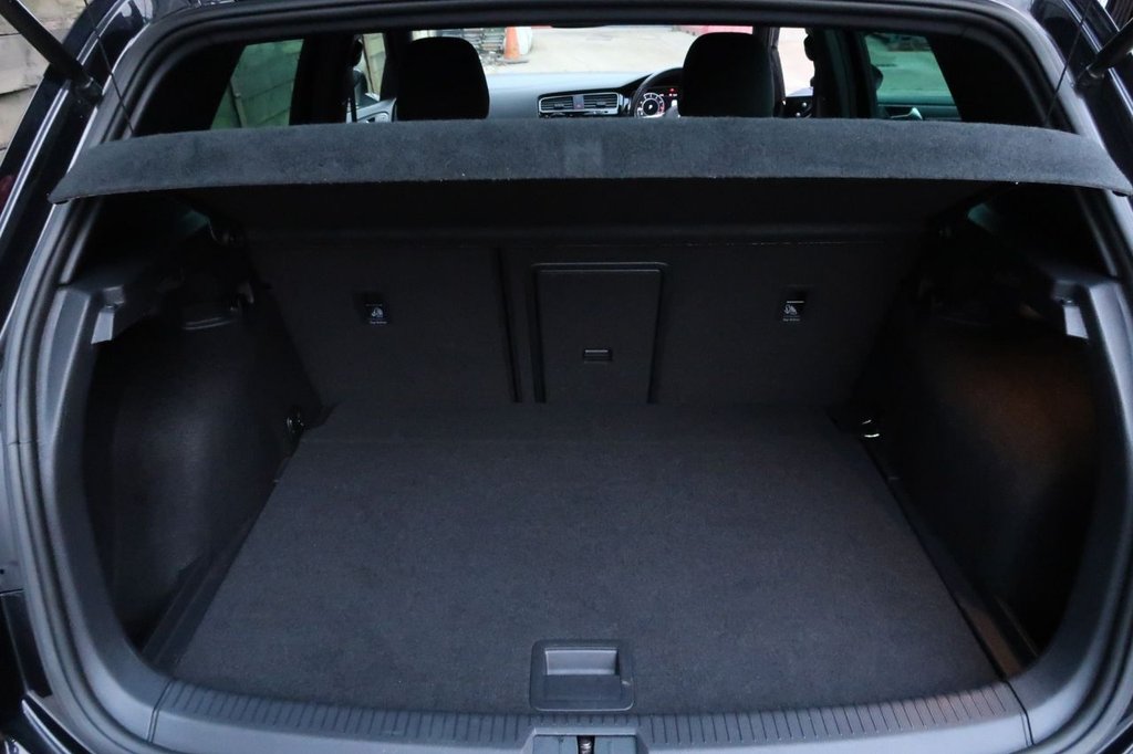 Used Volkswagen Golf 2020 for sale - 77065297: Photo 37