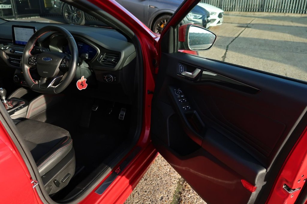 Used Ford Focus 2020 for sale - 76279748: Photo 15