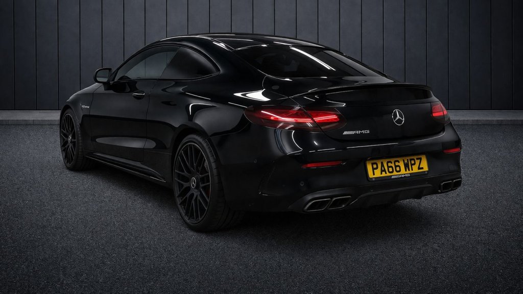 Used Mercedes-Benz C Class 2016 for sale - 77995342: Photo 2