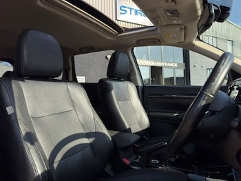 Used Mitsubishi Outlander 2017 for sale - 79608223: Photo