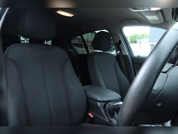 Used BMW 1 Series 2017 for sale - 78134300: Photo