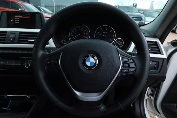 Used BMW 3 Series 2016 for sale - 76241373: Photo 12