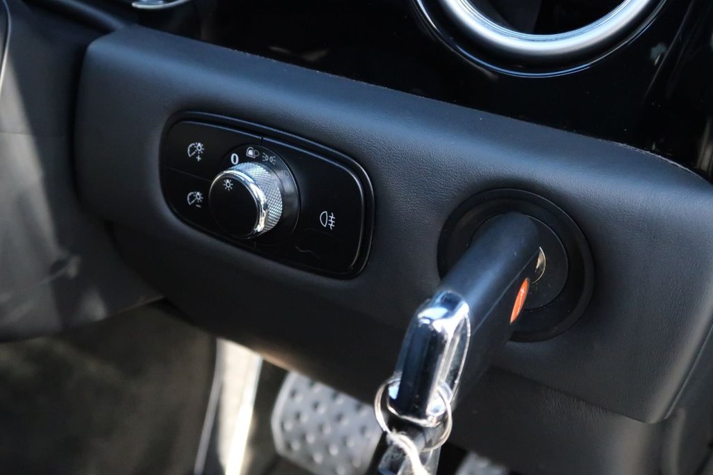 Used Bentley Flying Spur 2015 for sale - 76783934: Photo 24