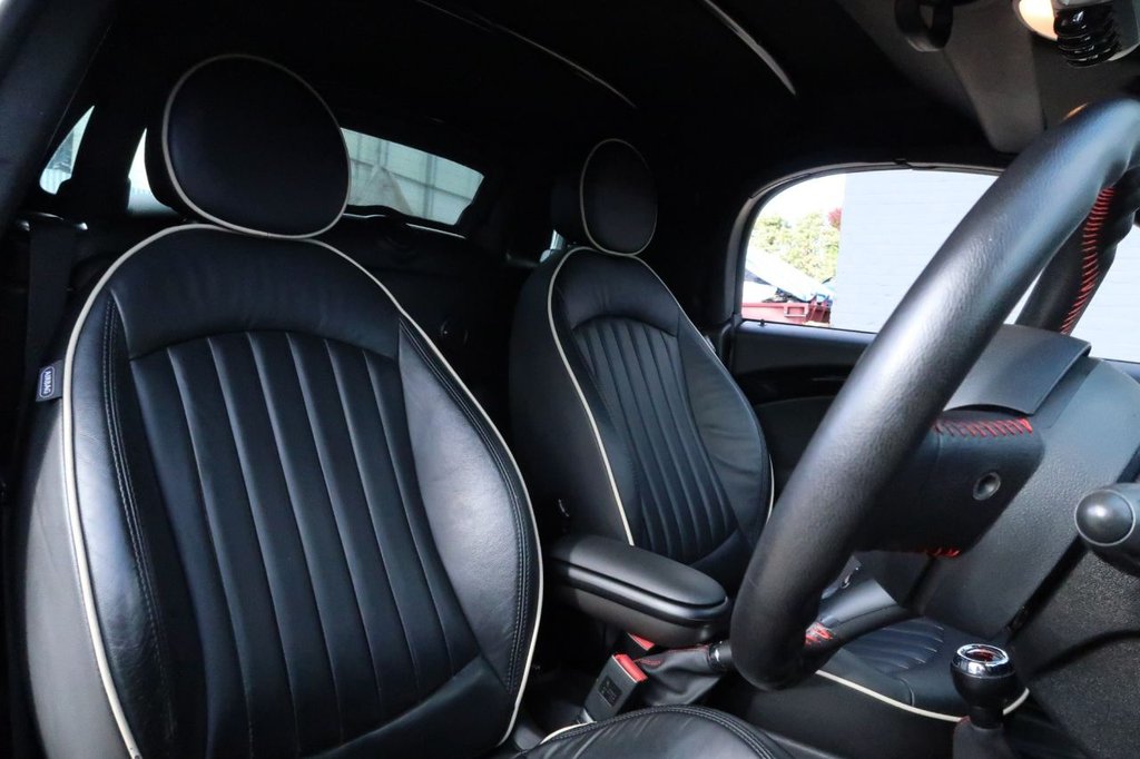 Used MINI Roadster 2014 for sale - 76751373: Photo 13