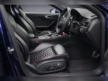 Used Audi RS4 2018 for sale - 78227977: Photo