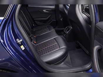 Used Audi RS4 2018 for sale - 78227977: Photo