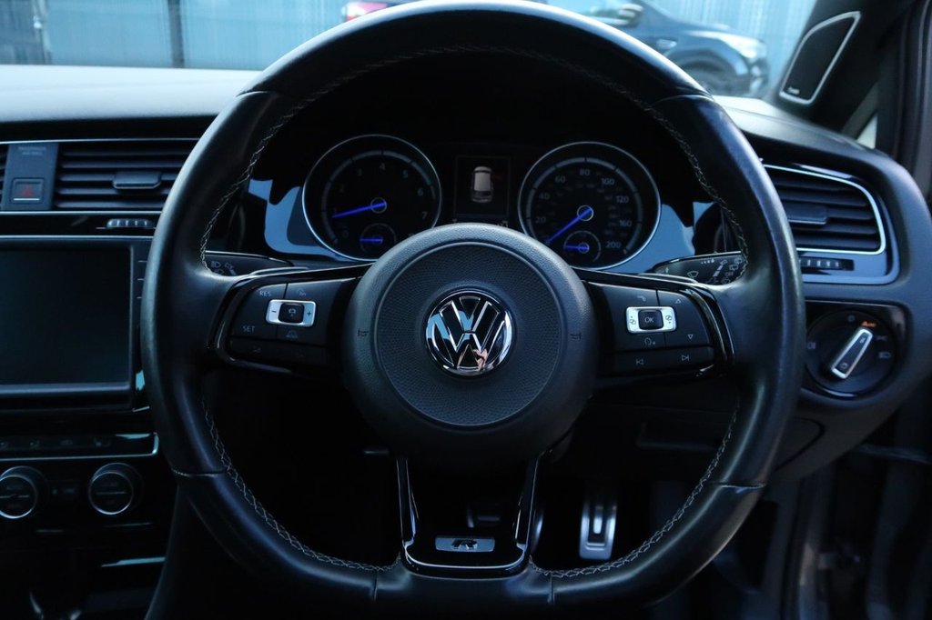 Used Volkswagen Golf 2016 for sale - 76527196: Photo 11