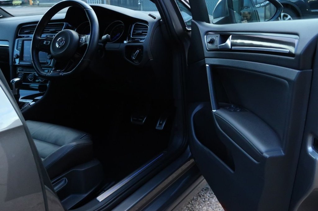 Used Volkswagen Golf 2016 for sale - 76527196: Photo 12