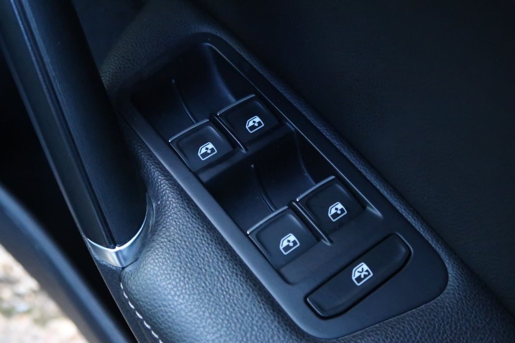 Used Volkswagen Golf 2016 for sale - 76527196: Photo 18