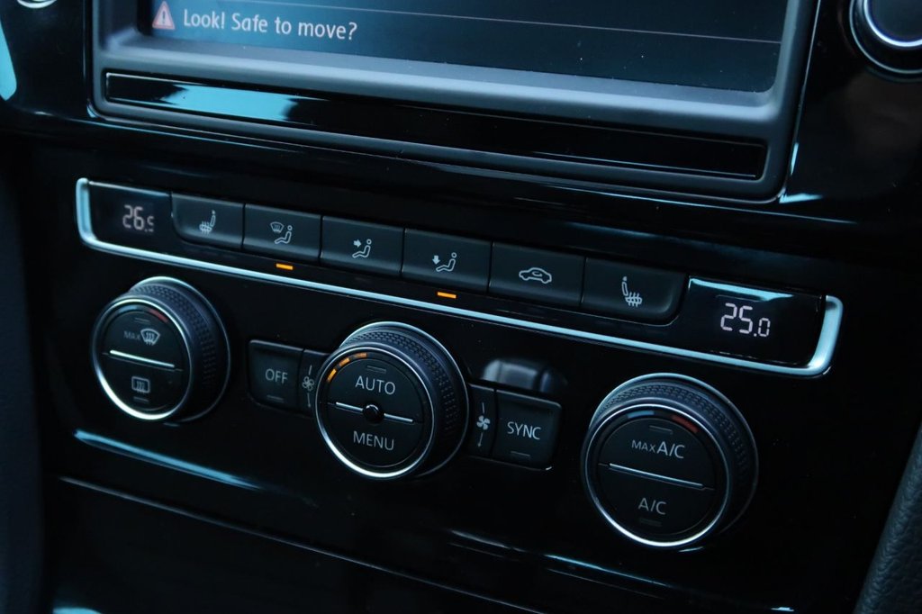 Used Volkswagen Golf 2016 for sale - 76527196: Photo 28