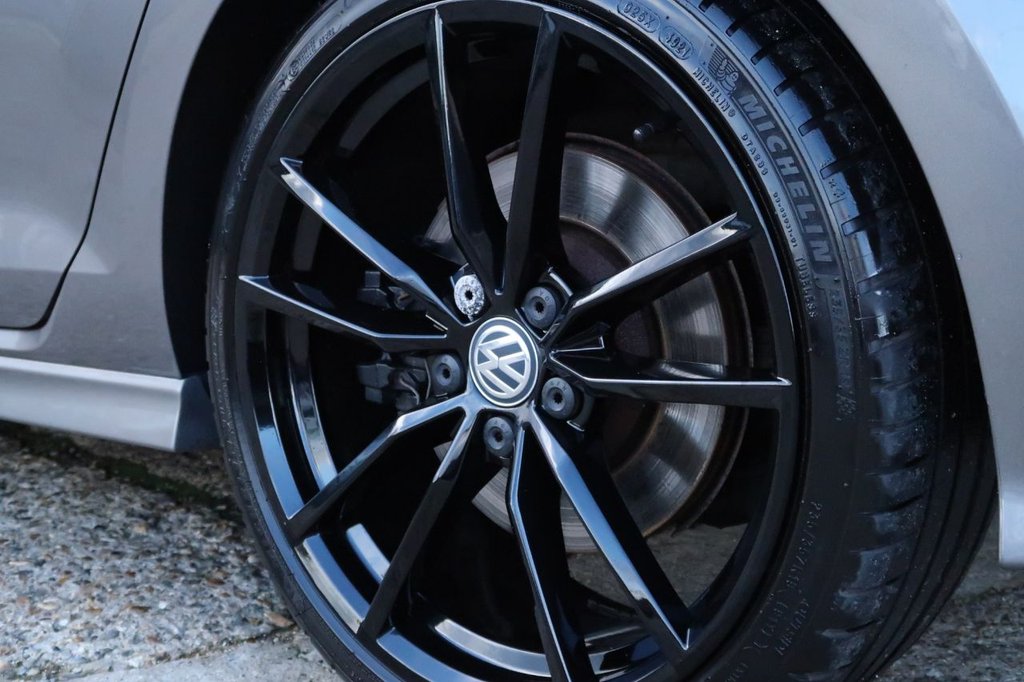 Used Volkswagen Golf 2016 for sale - 76527196: Photo 35