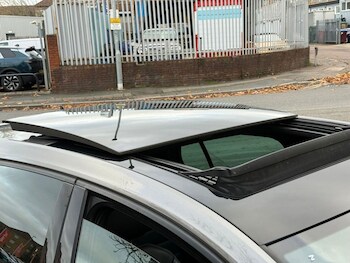 Used Volkswagen Golf 2016 for sale - 76527196: Photo