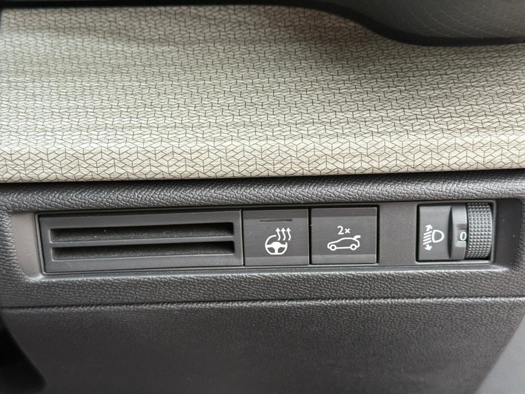 Used Citroen C5 X 2023 for sale - 76535624: Photo 36