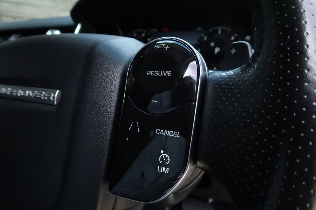 Used Land Rover Range Rover Sport 2018 for sale - 76481526: Photo 16