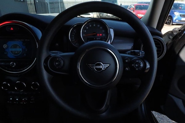 Used MINI Hatch 2019 for sale - 75651649: Photo 11