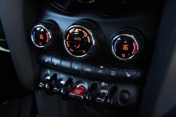 Used MINI Hatch 2019 for sale - 75651649: Photo 28