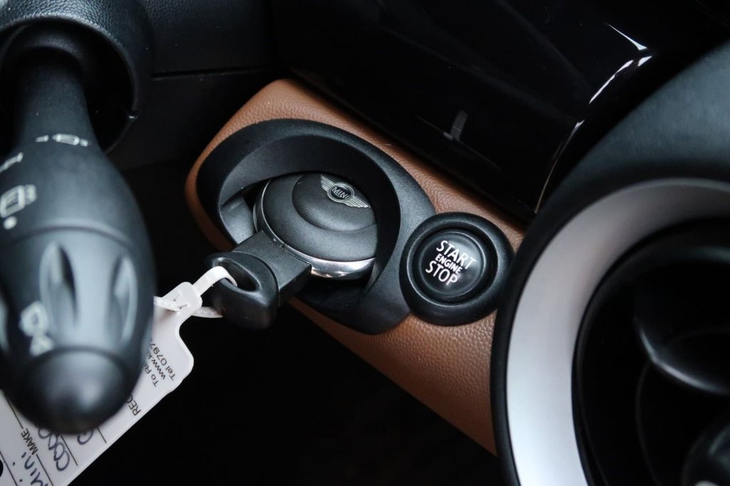 Used MINI Hatch 2010 for sale - 76520493: Photo 19