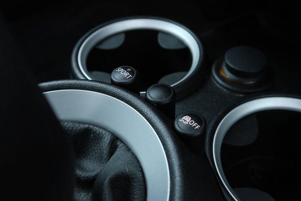 Used MINI Hatch 2010 for sale - 76520493: Photo 28