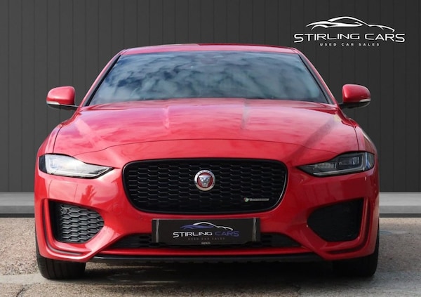 Used Jaguar XE 2019 for sale - 76019198: Photo 3