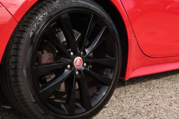 Used Jaguar XE 2019 for sale - 76019198: Photo 40