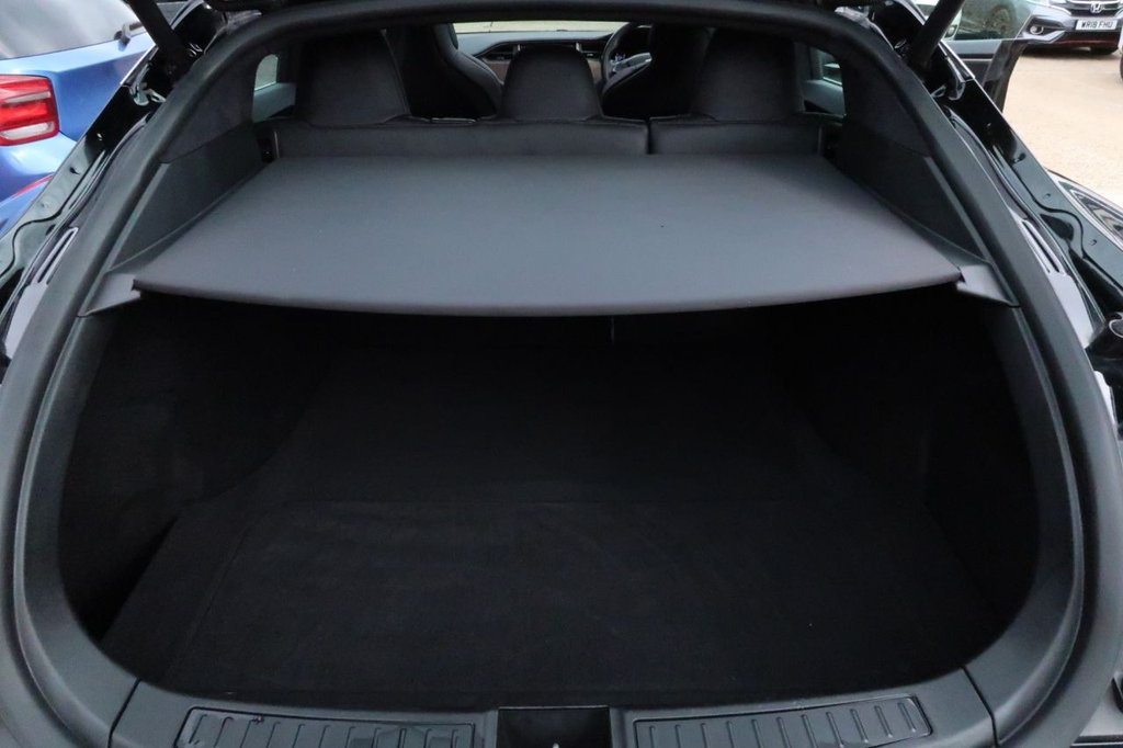Used Tesla Model S 2019 for sale - 75693072: Photo 30