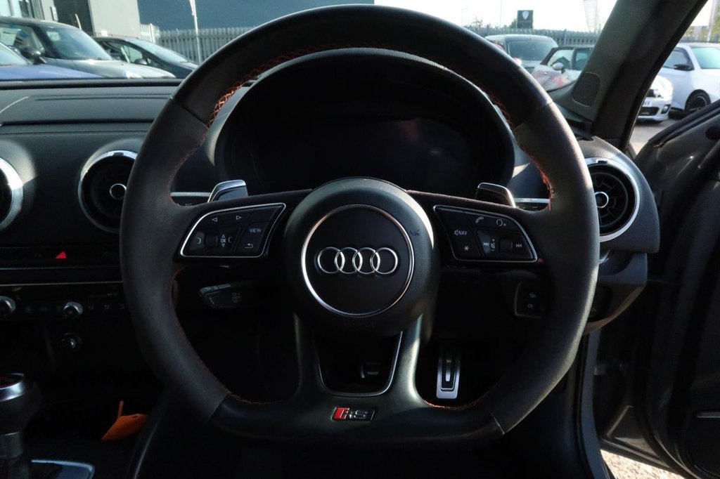 Used Audi RS3 2018 for sale - 75923896: Photo 11