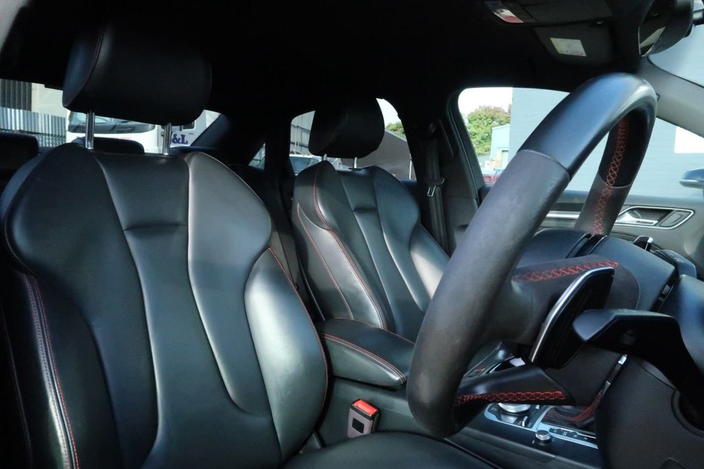 Used Audi RS3 2018 for sale - 75923896: Photo 12