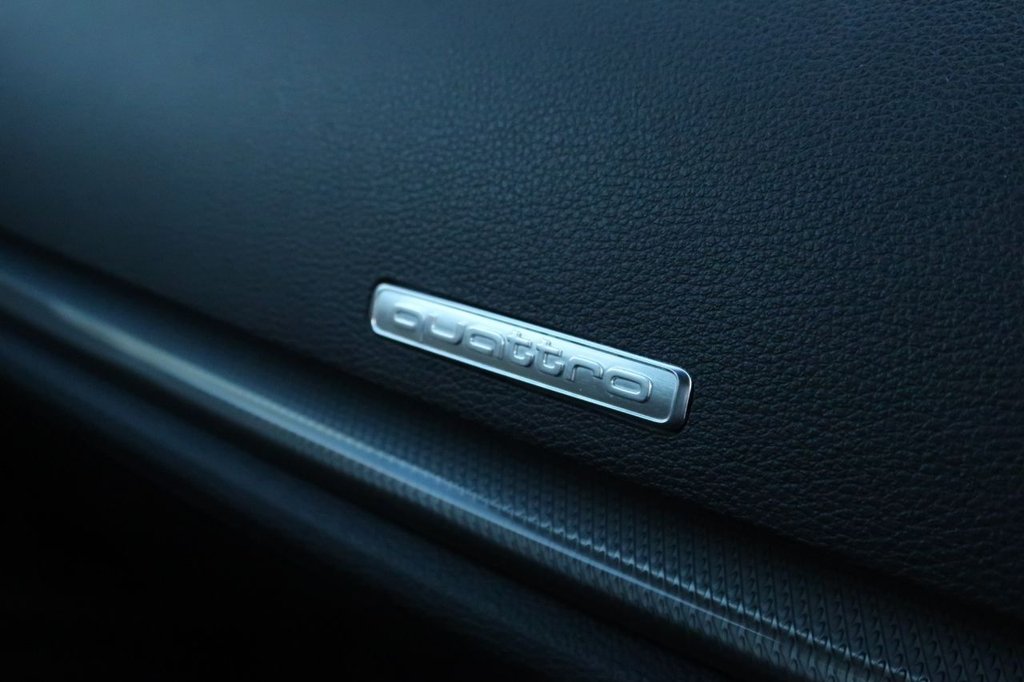 Used Audi RS3 2018 for sale - 75923896: Photo 38