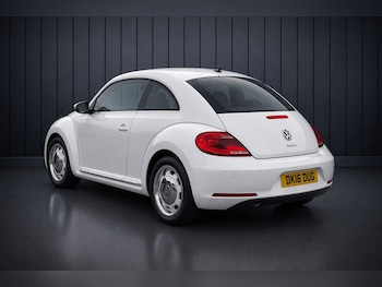 Used Volkswagen Beetle 2016 for sale - 78336392: Photo