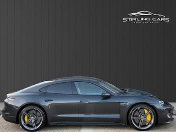 Used Porsche Taycan 2020 for sale - 76454649: Photo