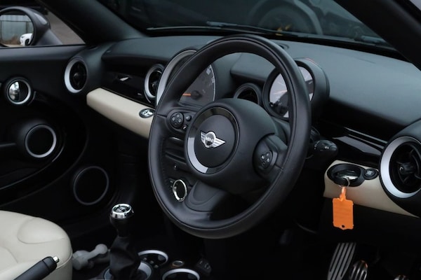 Used MINI Roadster 2014 for sale - 76235870: Photo 10