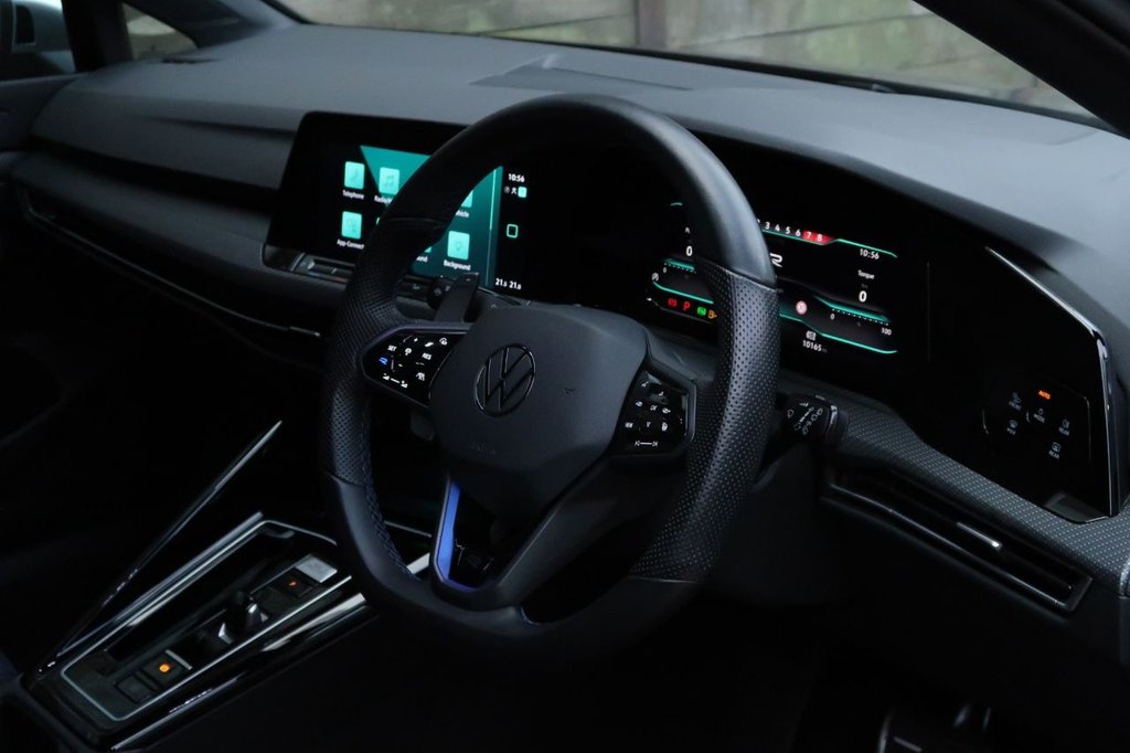 Used Volkswagen Golf 2023 for sale - 77236804: Photo 10