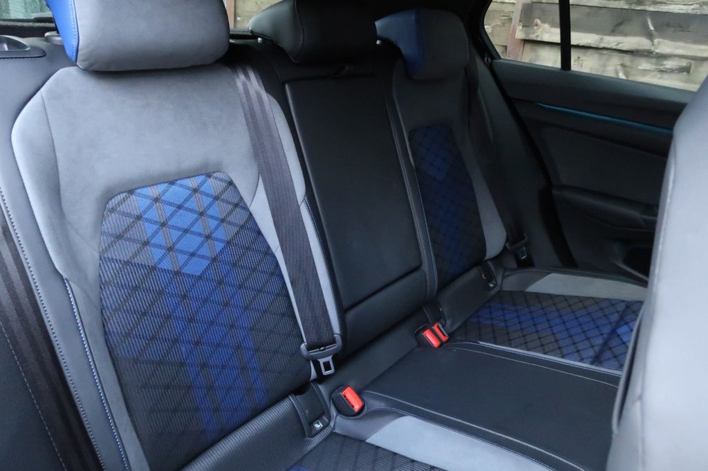 Used Volkswagen Golf 2023 for sale - 77236804: Photo 14