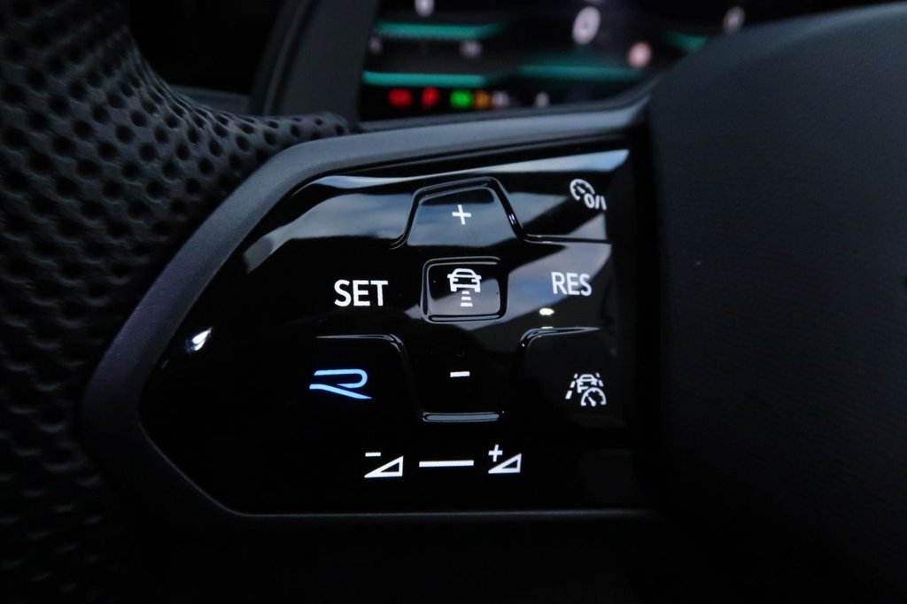 Used Volkswagen Golf 2023 for sale - 77236804: Photo 16