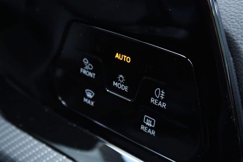 Used Volkswagen Golf 2023 for sale - 77236804: Photo 20