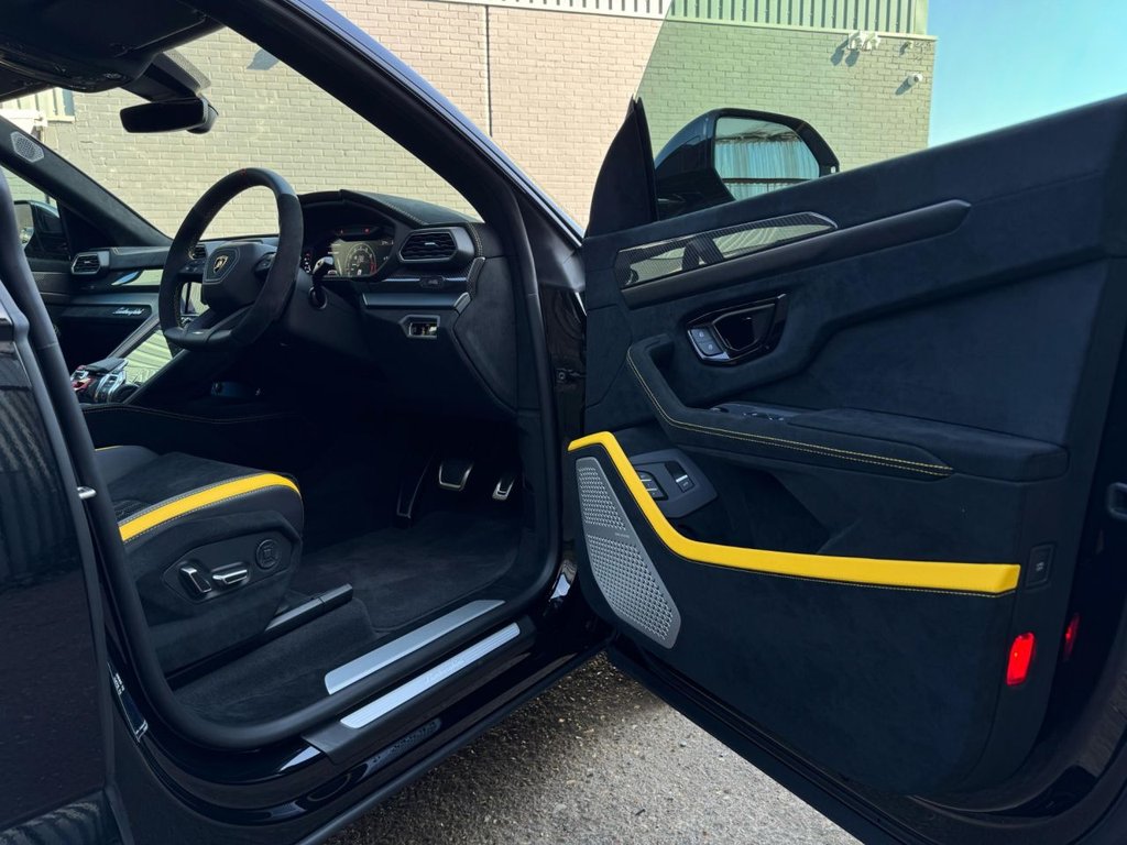 Used Lamborghini Urus 2025 for sale - 76223322: Photo 20