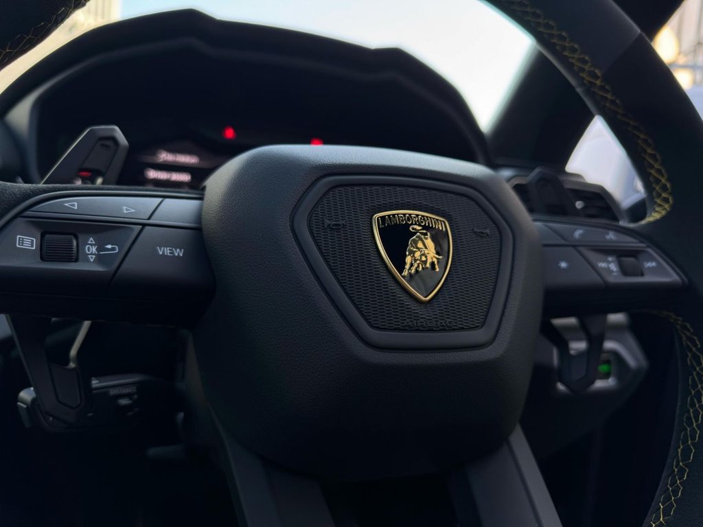Used Lamborghini Urus 2025 for sale - 76223322: Photo 23