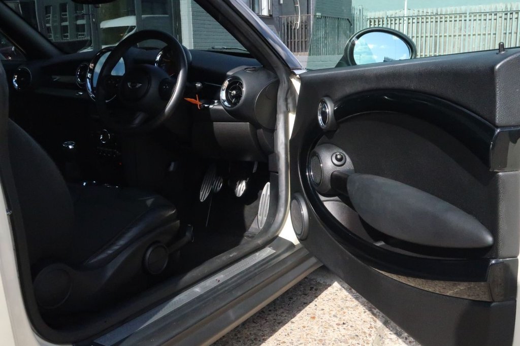 Used MINI Coupe 2015 for sale - 75765105: Photo 13