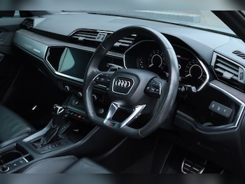 Used Audi RS Q3 2020 for sale - 78918866: Photo