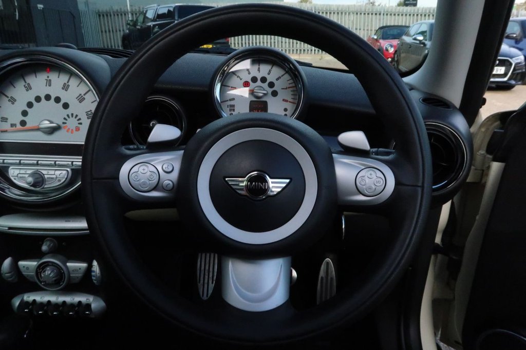 Used MINI Hatch 2009 for sale - 76132605: Photo 11