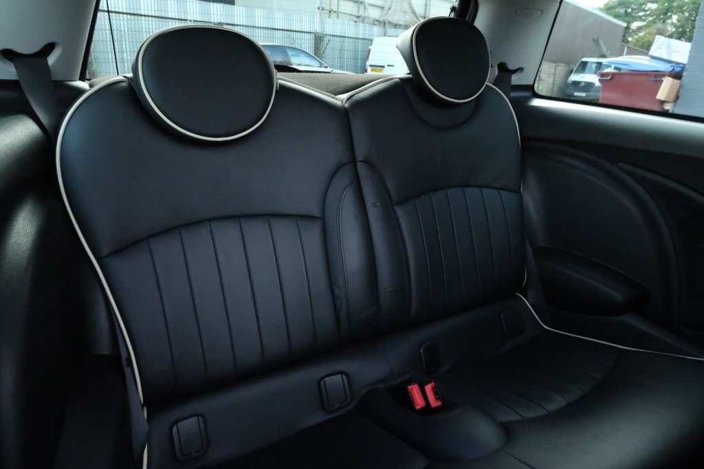 Used MINI Hatch 2009 for sale - 76132605: Photo 13