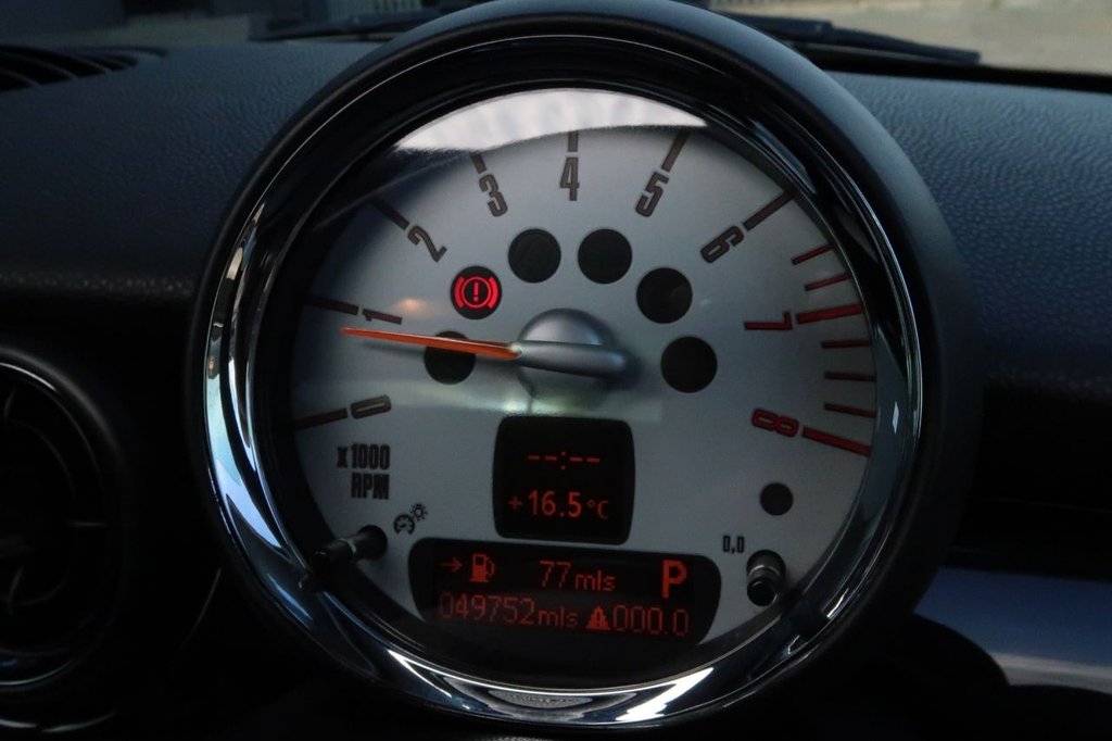 Used MINI Hatch 2009 for sale - 76132605: Photo 24