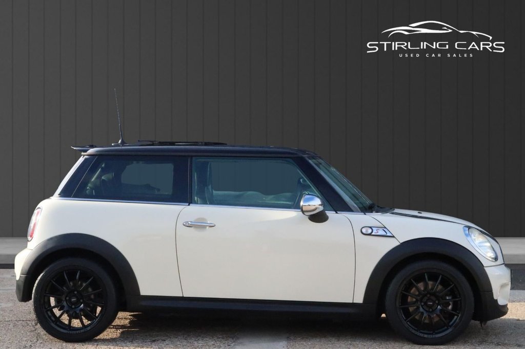 Used MINI Hatch 2009 for sale - 76132605: Photo 4
