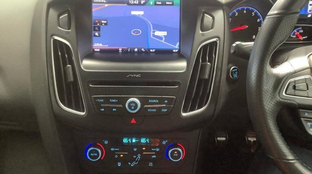 Used Ford Focus 2016 for sale - 77959702: Photo 5