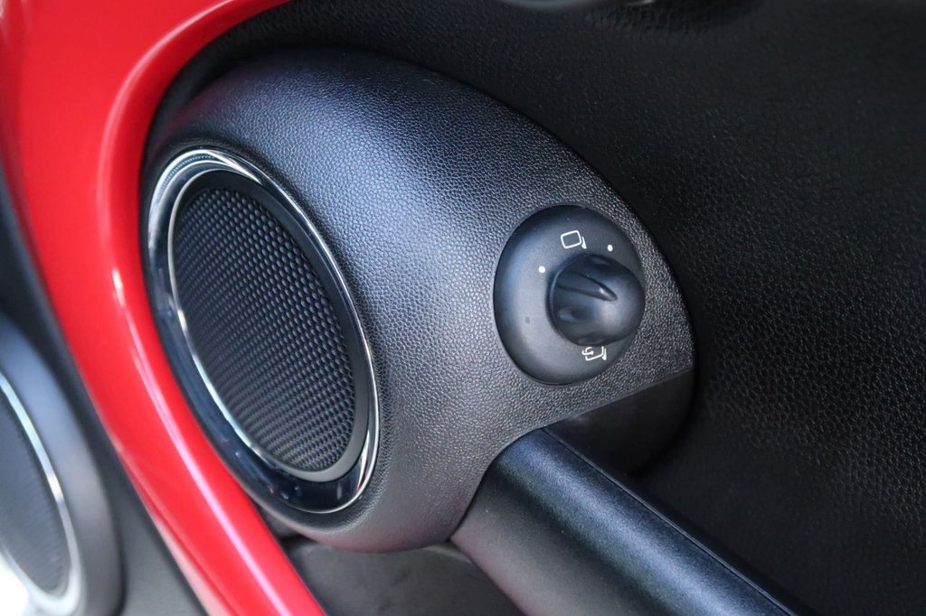 Used MINI Hatch 2011 for sale - 77369252: Photo 19