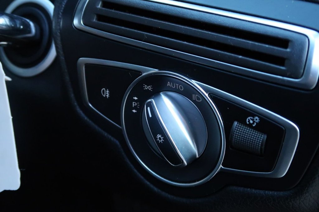 Used Mercedes-Benz C Class 2018 for sale - 77990839: Photo 23