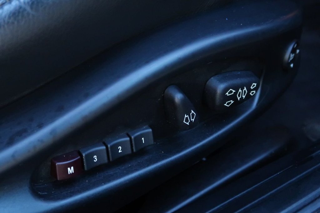 Used BMW 6 Series 2007 for sale - 76686438: Photo 22